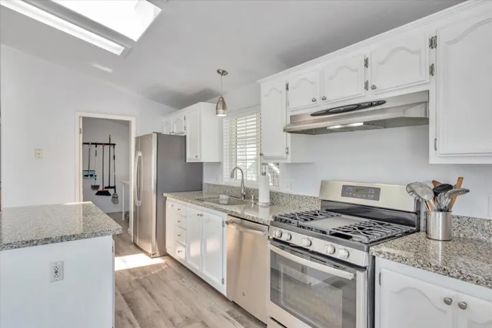 1085 Tasman Drive, Sunnyvale, California 94089