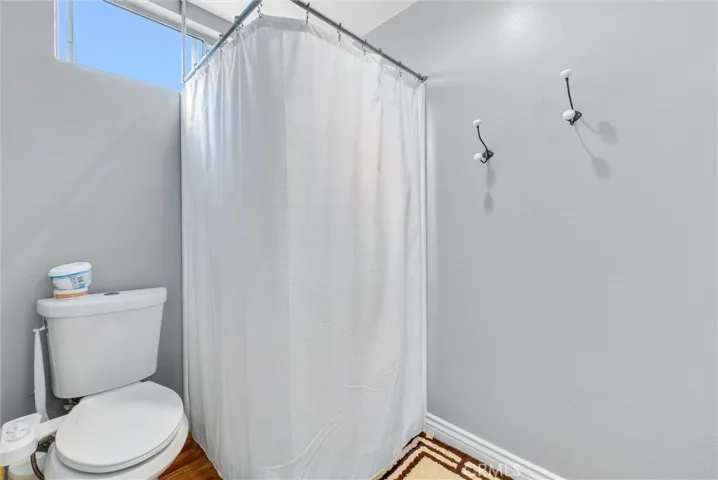 2468 Mohawk Street 105, Pasadena, California 91107