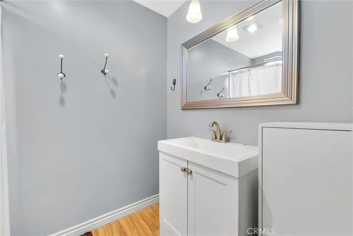 2468 Mohawk Street 105, Pasadena, California 91107