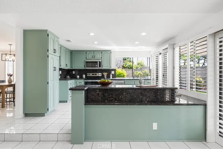 12526 Inglenook Lane, Cerritos, California 90703