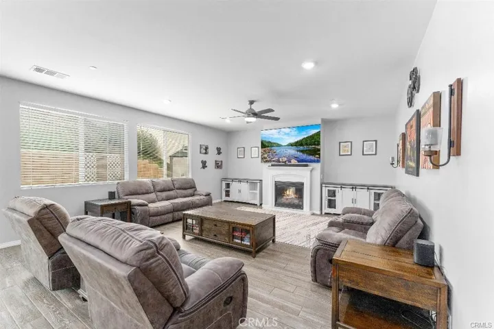 26427 Towhee Lane, Corona, California 92883