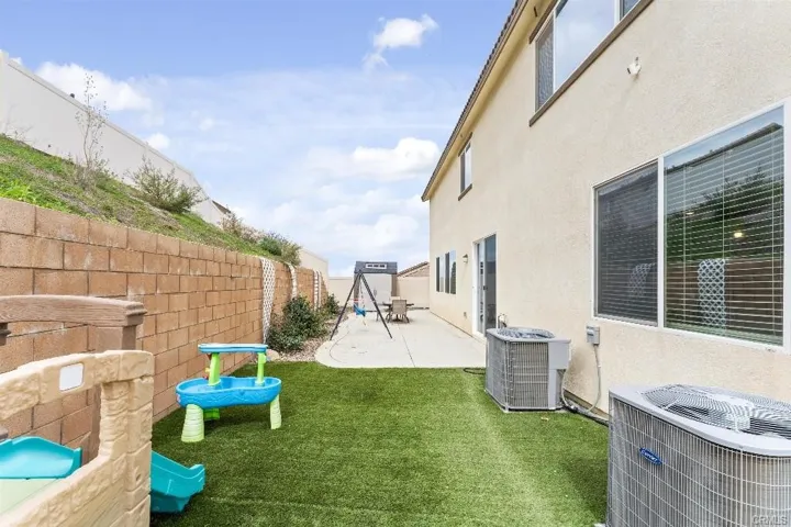 26427 Towhee Lane, Corona, California 92883