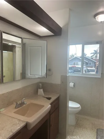 423 E Esther Street, Long Beach, California 90813