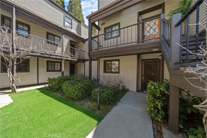 108 Village Bay 1, Lake Arrowhead, California 92352