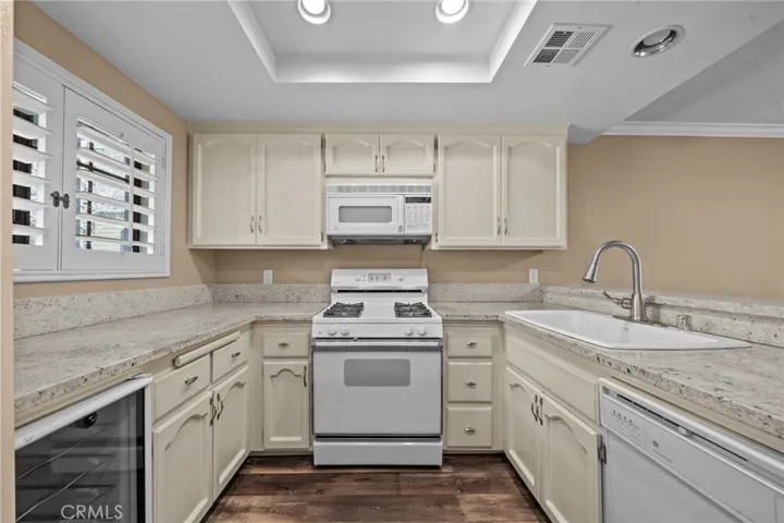 108 Village Bay 1, Lake Arrowhead, California 92352