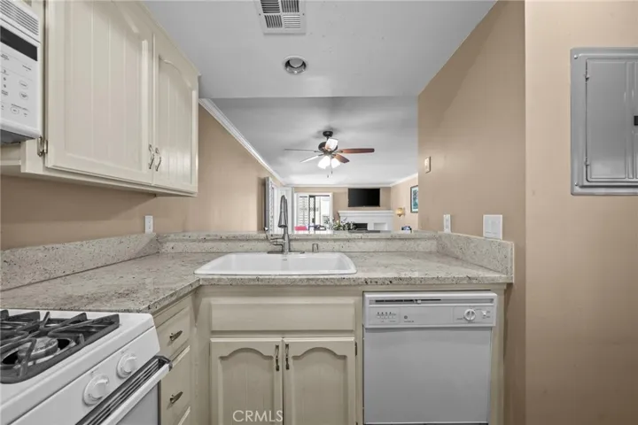108 Village Bay 1, Lake Arrowhead, California 92352