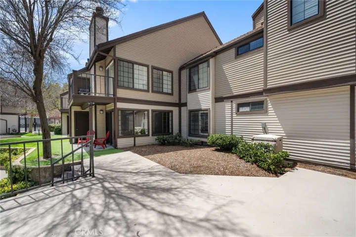 108 Village Bay 1, Lake Arrowhead, California 92352