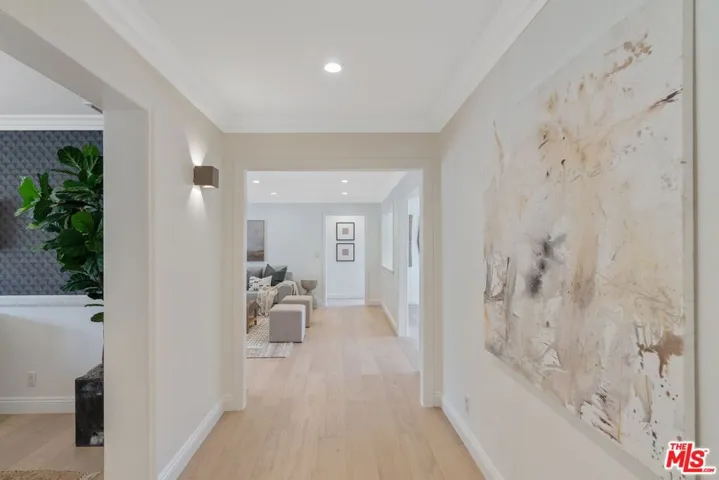 23030 Collins Street, Woodland Hills, California 91367