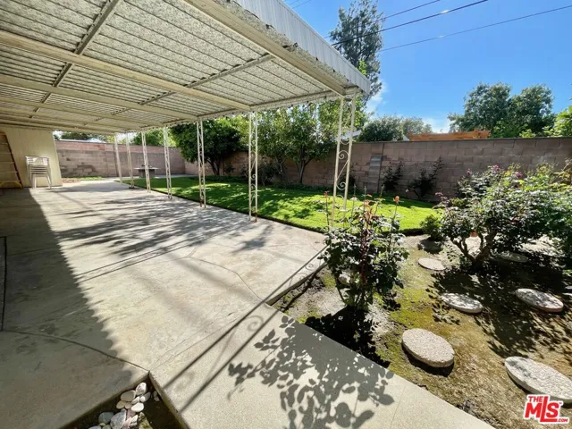7907 Sausalito Avenue, West Hills, California 91304