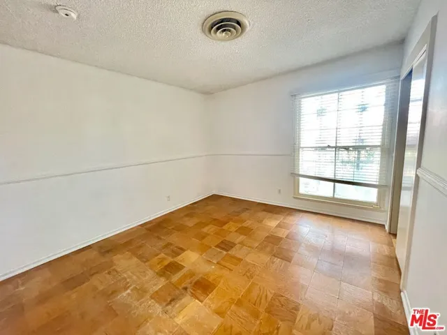 7907 Sausalito Avenue, West Hills, California 91304