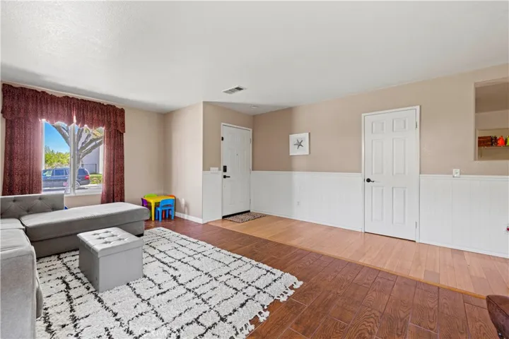 29623 Picford Place, Castaic, California 91384
