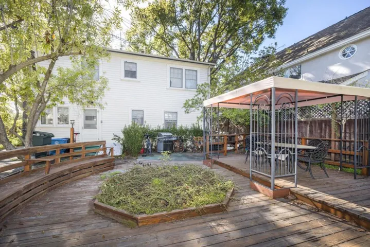 519 Seale Avenue, Palo Alto, California 94301
