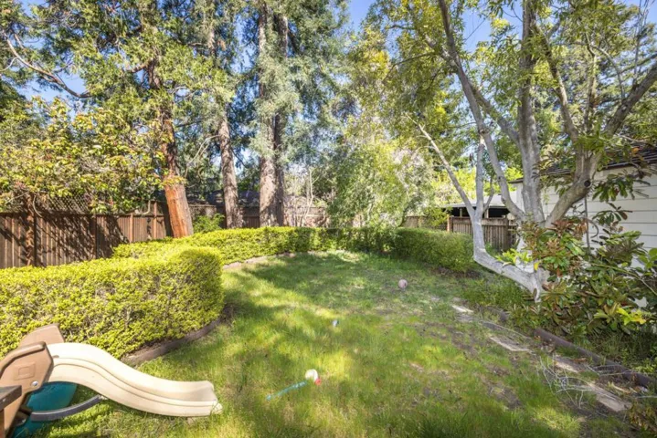 519 Seale Avenue, Palo Alto, California 94301