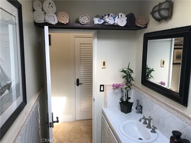 108 Spindrift Drive, Rancho Palos Verdes, California 90275