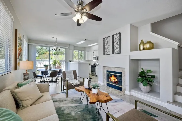 11813 Spruce Run Drive B, San Diego, California 92131