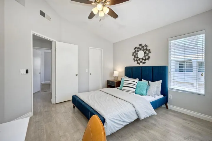 11813 Spruce Run Drive B, San Diego, California 92131