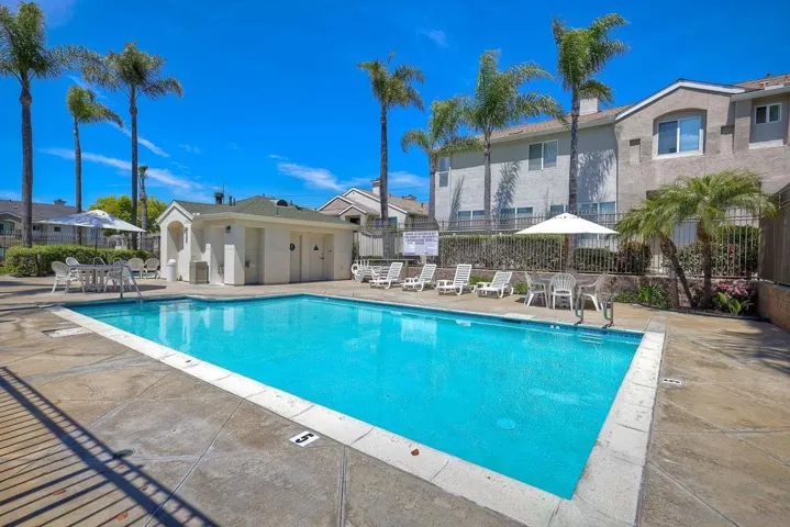 11813 Spruce Run Drive B, San Diego, California 92131
