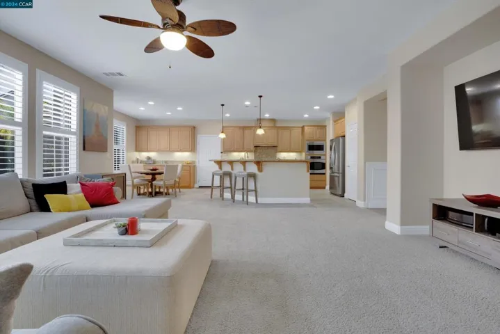 1013 Hollyhock Dr, Oakley, California 94561
