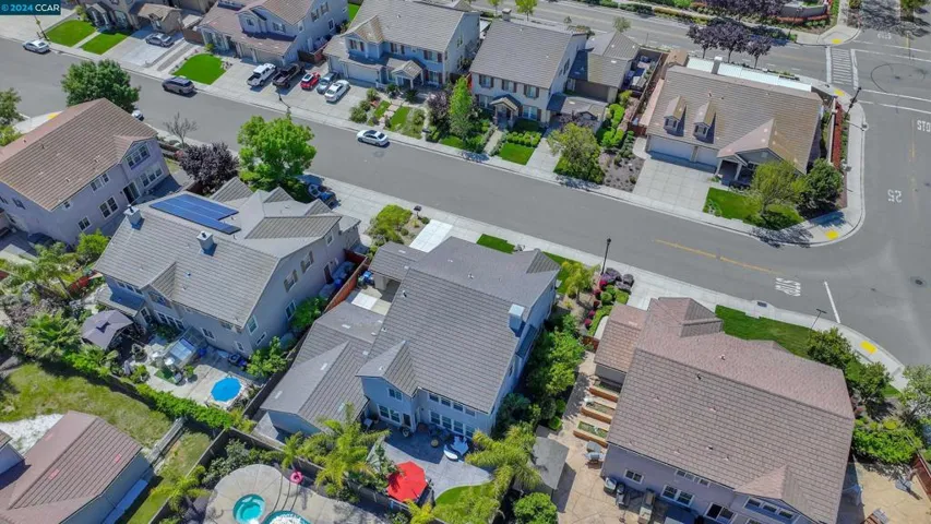 1013 Hollyhock Dr, Oakley, California 94561