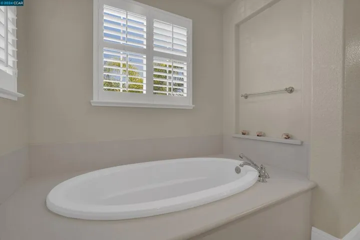 1013 Hollyhock Dr, Oakley, California 94561