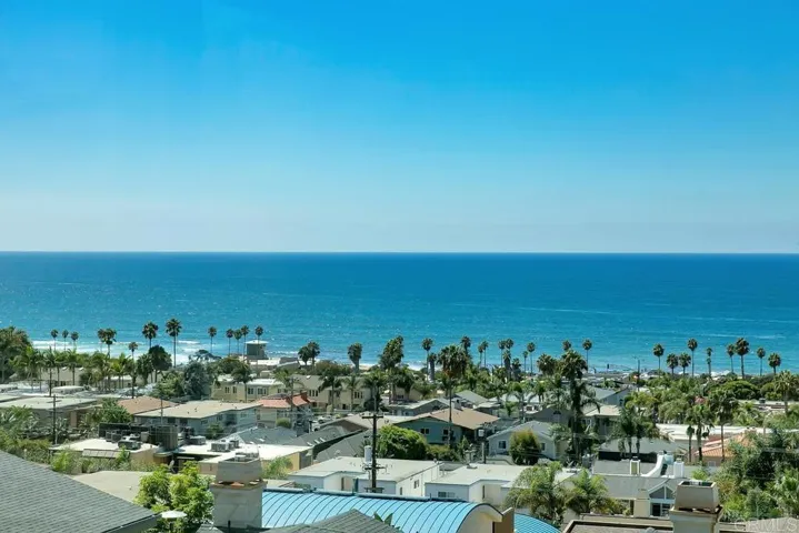 2142 Cambridge Avenue, Cardiff By The Sea, California 92007