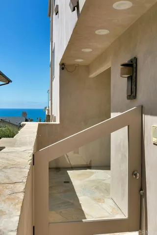 2142 Cambridge Avenue, Cardiff By The Sea, California 92007