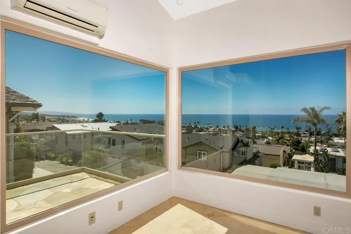 2142 Cambridge Avenue, Cardiff By The Sea, California 92007