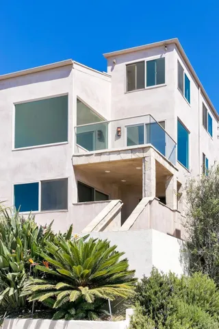 2142 Cambridge Avenue, Cardiff By The Sea, California 92007