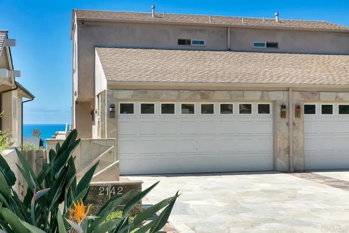 2142 Cambridge Avenue, Cardiff By The Sea, California 92007