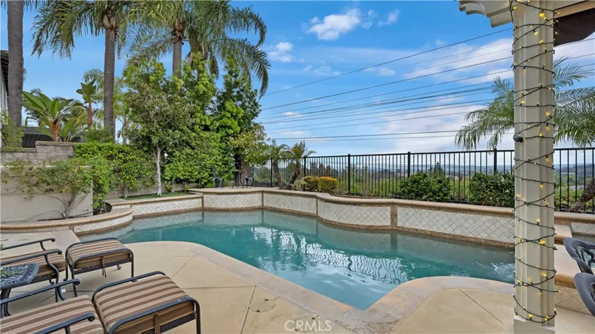 22721 Sweetmeadow, Mission Viejo, California 92692