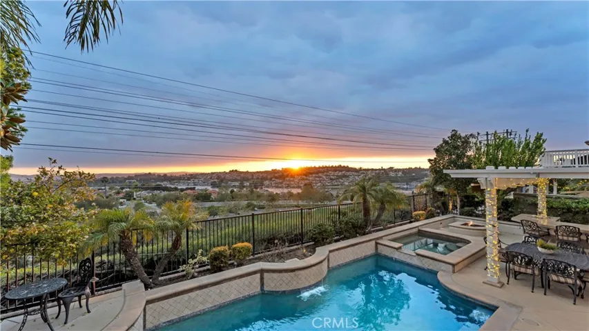 22721 Sweetmeadow, Mission Viejo, California 92692