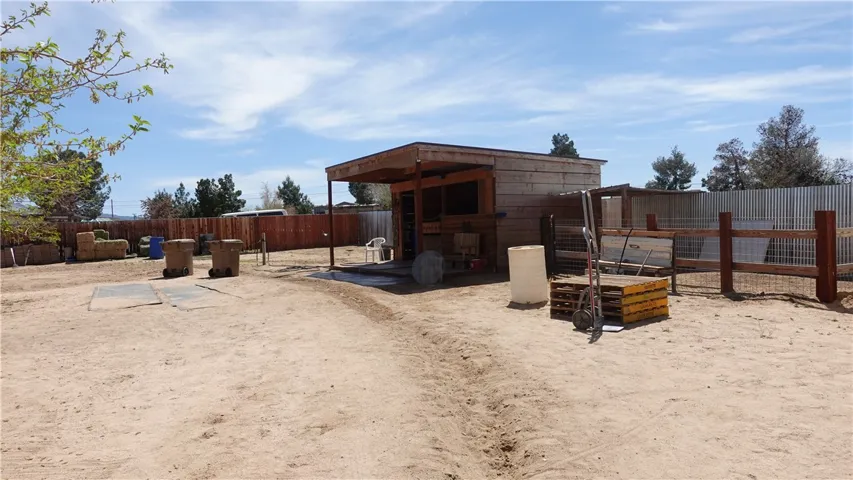 9430 Choiceana Avenue, Hesperia, California 92345