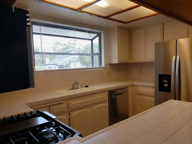 1031 kitchen