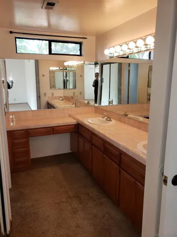 1031 master bathroom