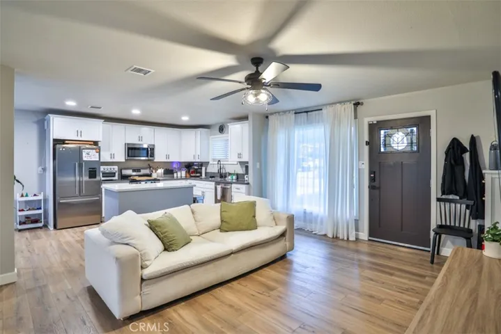 133 S Burnaby Drive, Glendora, California 91741