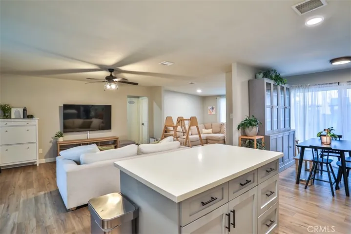 133 S Burnaby Drive, Glendora, California 91741