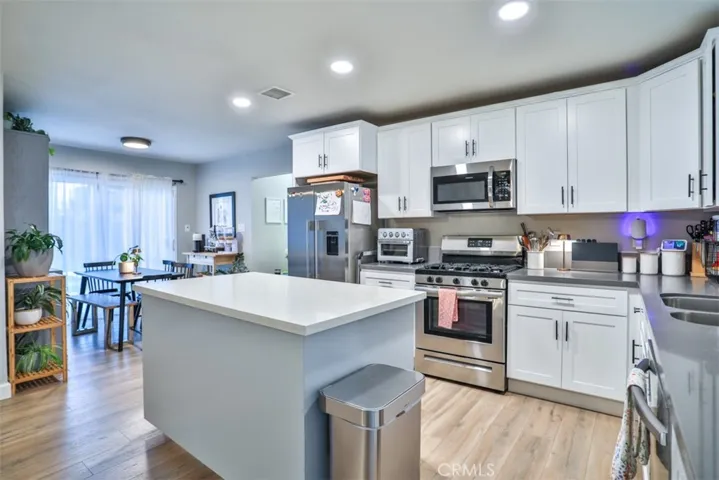133 S Burnaby Drive, Glendora, California 91741