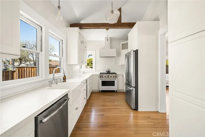 390 N Cambridge Street, Orange, California 92866