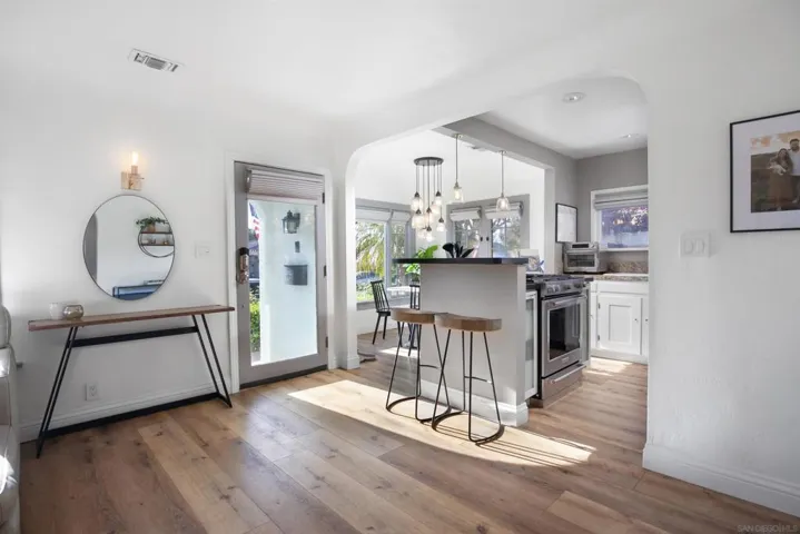 5057 Mansfield, San Diego, California 92116