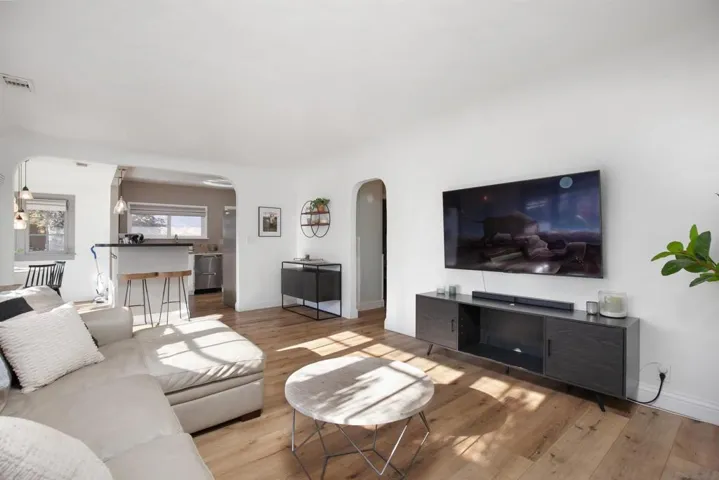 5057 Mansfield, San Diego, California 92116