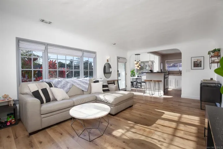 5057 Mansfield, San Diego, California 92116
