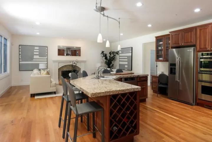 1990 Camino De Los Robles, Menlo Park, California 94025