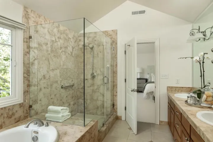 1990 Camino De Los Robles, Menlo Park, California 94025