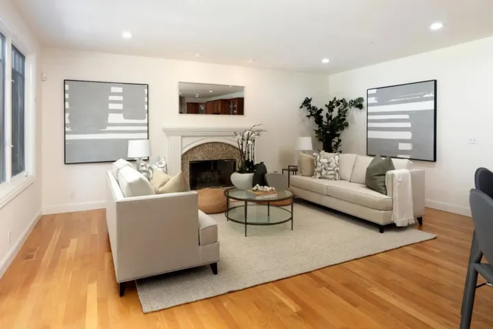 1990 Camino De Los Robles, Menlo Park, California 94025