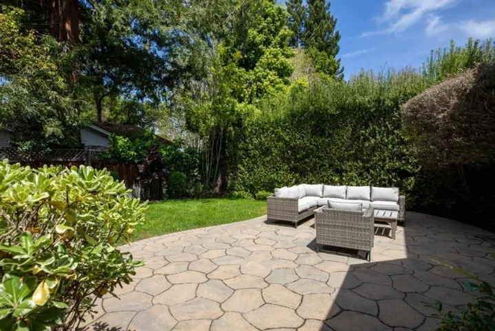 1990 Camino De Los Robles, Menlo Park, California 94025