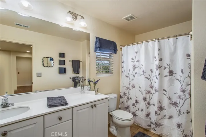 2173 Stonewood Street, Mentone, California 92359