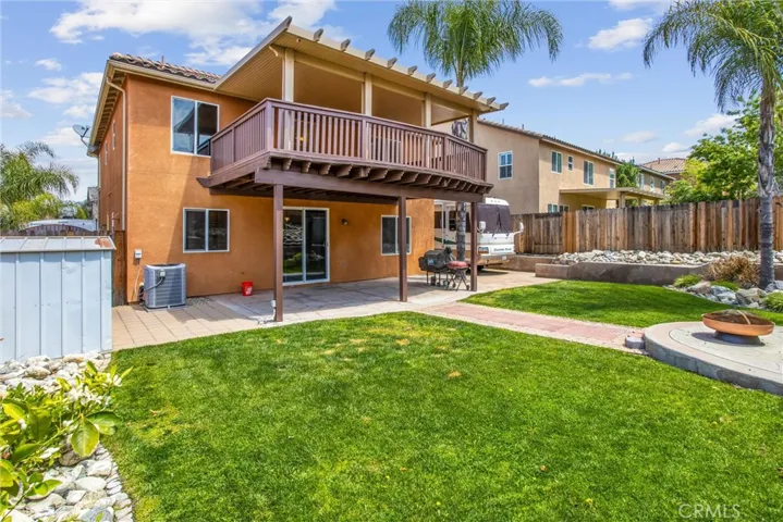 2173 Stonewood Street, Mentone, California 92359