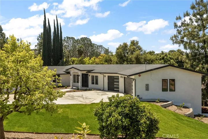 1908 Country Club Drive, Redlands, California 92373