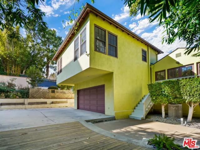 10624 Lindbrook Drive, Los Angeles, California 90024