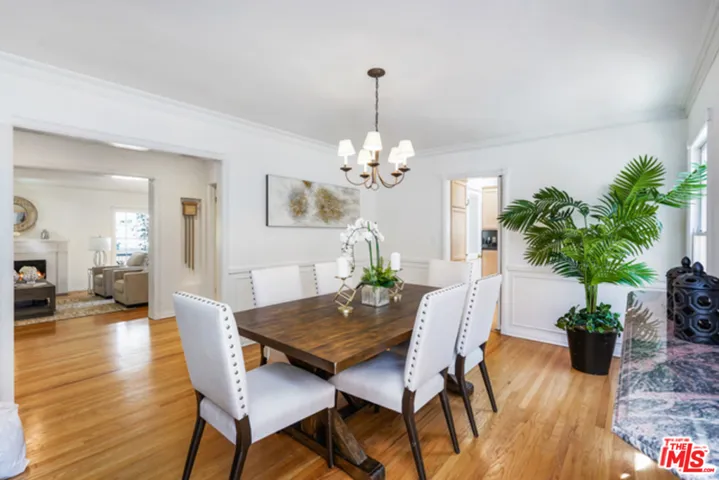 10624 Lindbrook Drive, Los Angeles, California 90024
